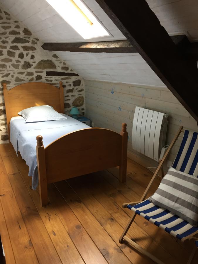 Gites Au Clos Du Lit Saint-Aaron Eksteriør bilde