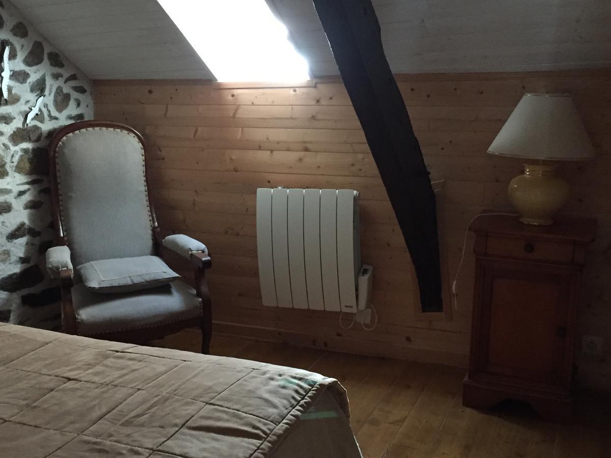 Gites Au Clos Du Lit Saint-Aaron Eksteriør bilde