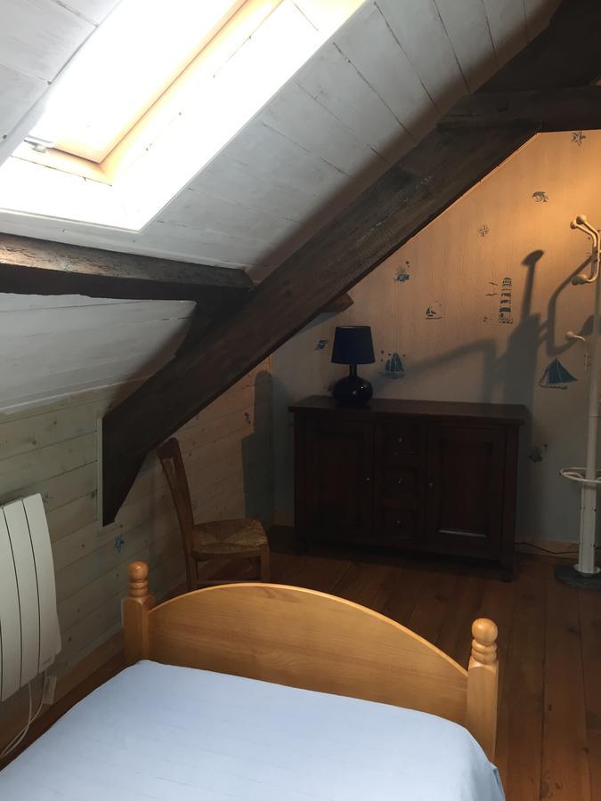 Gites Au Clos Du Lit Saint-Aaron Eksteriør bilde